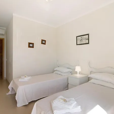 Apartament Royal 145 *