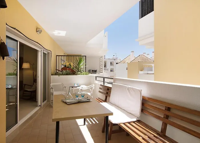 Royal 145 アパート *