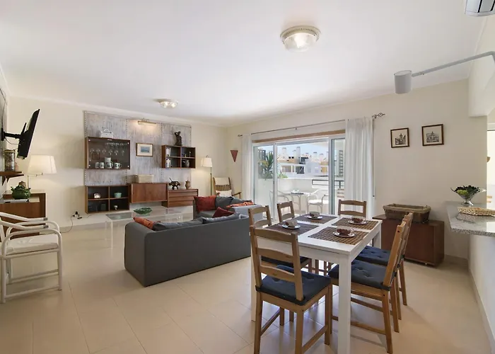 Royal 145 アパート カバナス・デ・タビラ